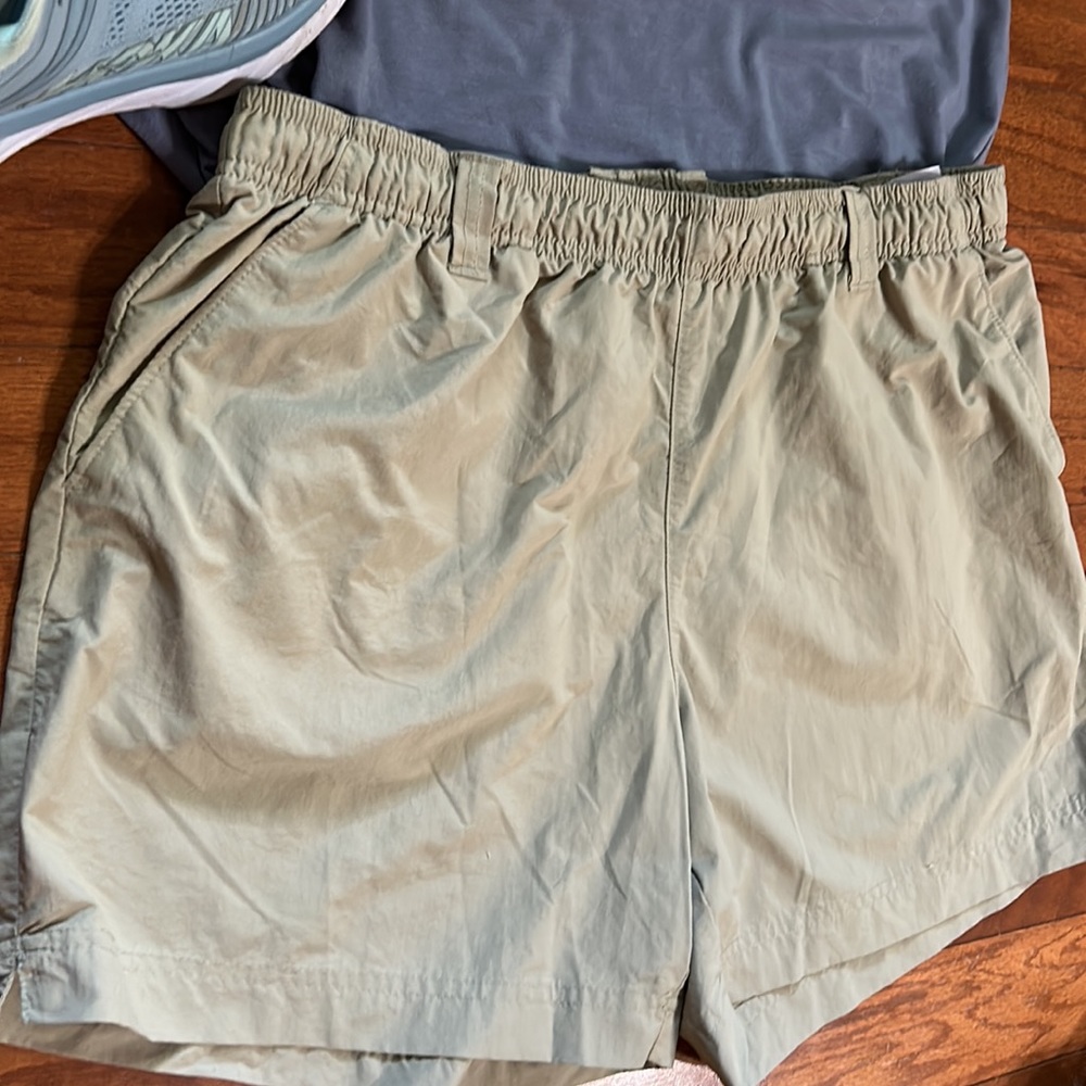 Columbia Performance Fishing Shorts - Picture 2 of 8